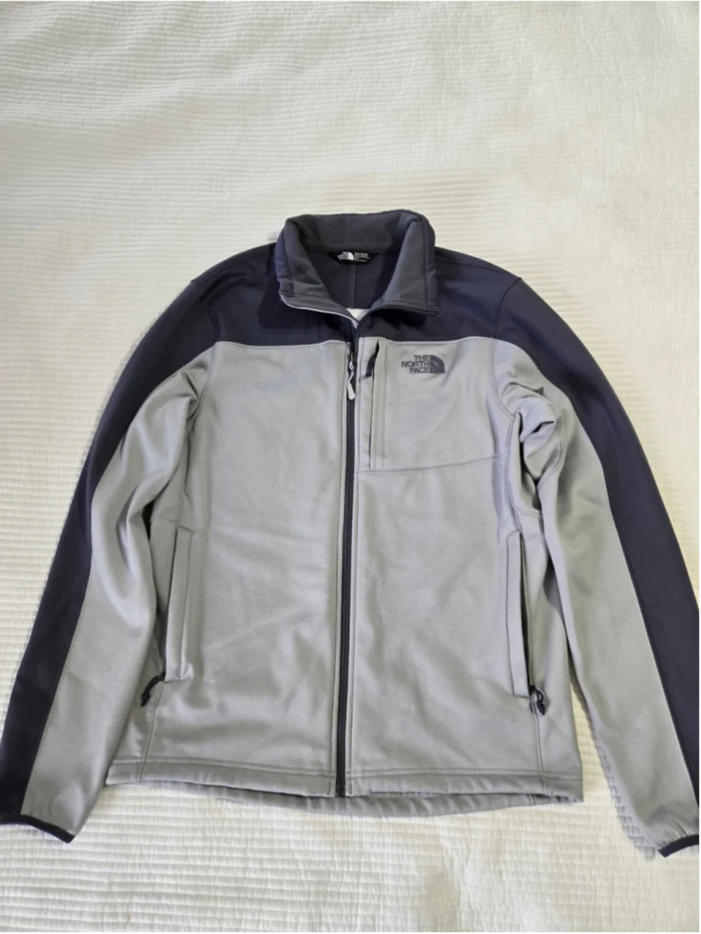 Men's The North Face Performance Jacket Size M Grey Dark Blue